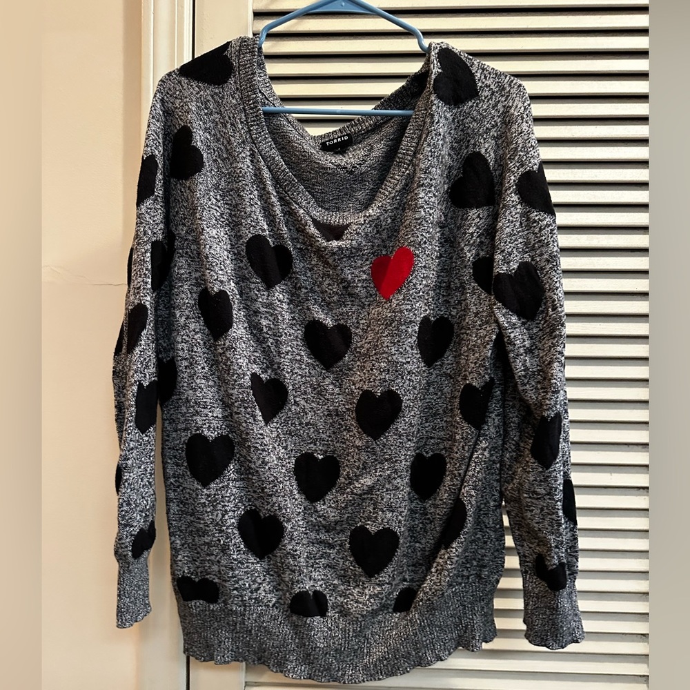 Torrid Heart Sweater Size 1